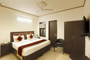Hotel The Ocean Near IGI Airport